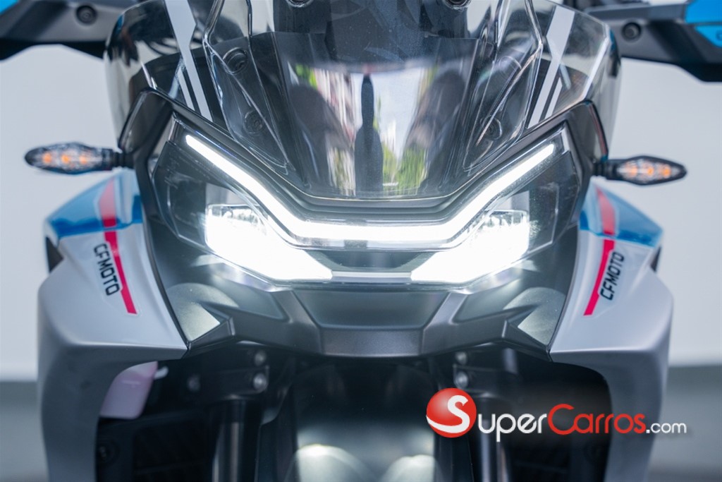 2026 CF Moto MT 800 — foto 12 / 12