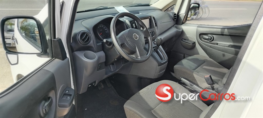 2020 Nissan NV 200 — foto 10 / 11
