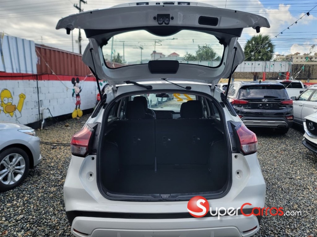2022 Nissan Kicks — foto 6 / 12