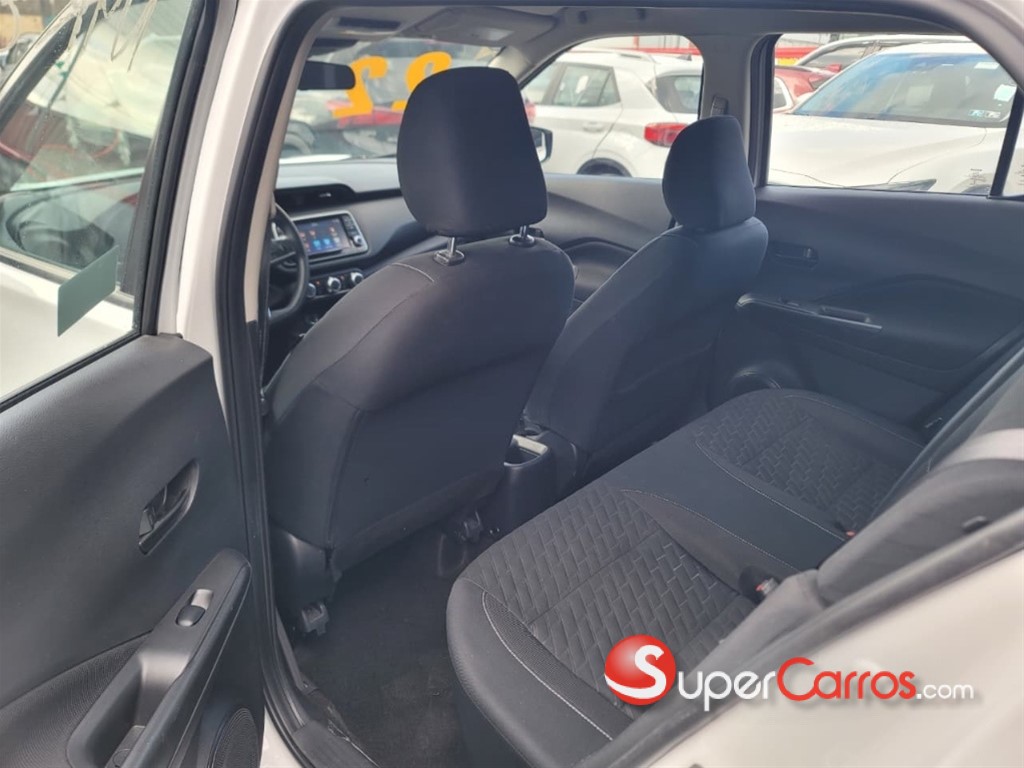 2022 Nissan Kicks — foto 10 / 12