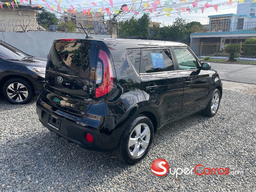2017 Kia Soul — foto 4 / 9