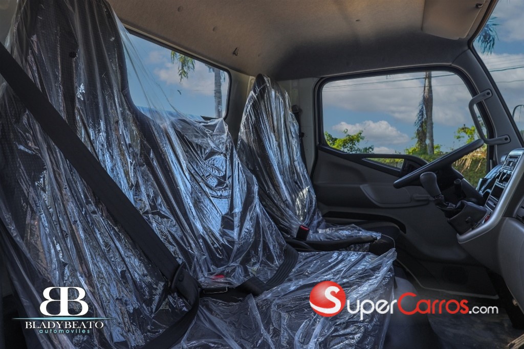 2025 Mitsubishi Motors Fuso Canter — foto 2 / 9