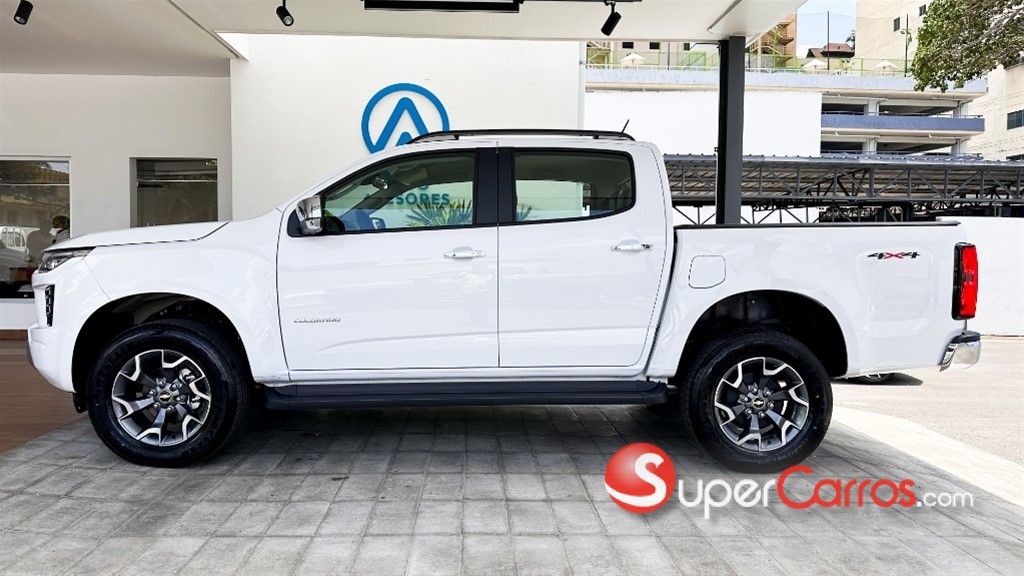 2026 Chevrolet Colorado LTZ — foto 2 / 8