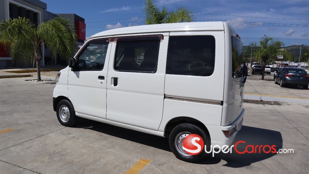 2021 Daihatsu Hijet — foto 3 / 12