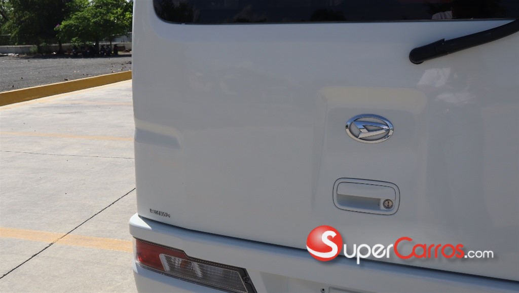 2021 Daihatsu Hijet — foto 5 / 12