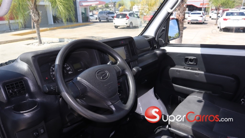 2021 Daihatsu Hijet — foto 10 / 12