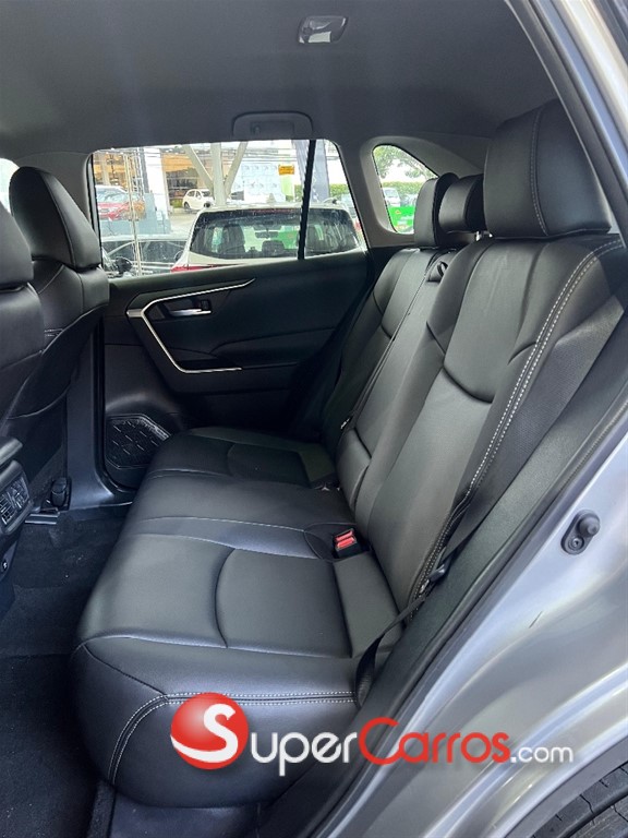2021 Toyota RAV4 XLE — foto 6 / 10