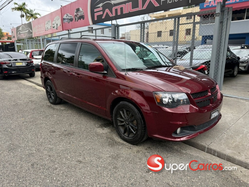 2019 Dodge Grand Caravan GT — foto 2 / 11