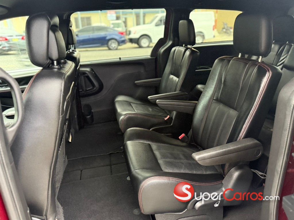 2019 Dodge Grand Caravan GT — foto 7 / 11