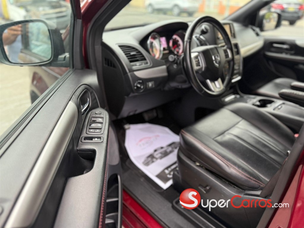 2019 Dodge Grand Caravan GT — foto 8 / 11