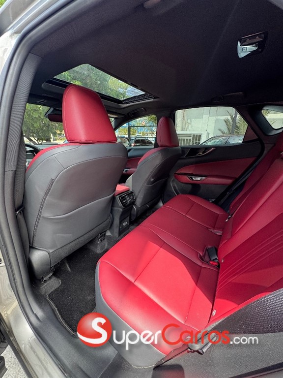 2024 Lexus NX 250 — foto 5 / 12