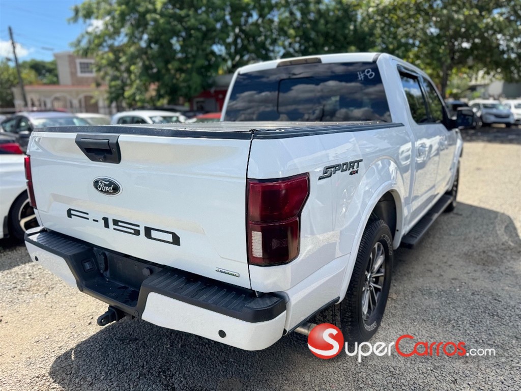 2019 Ford F 150 XLT — foto 7 / 10