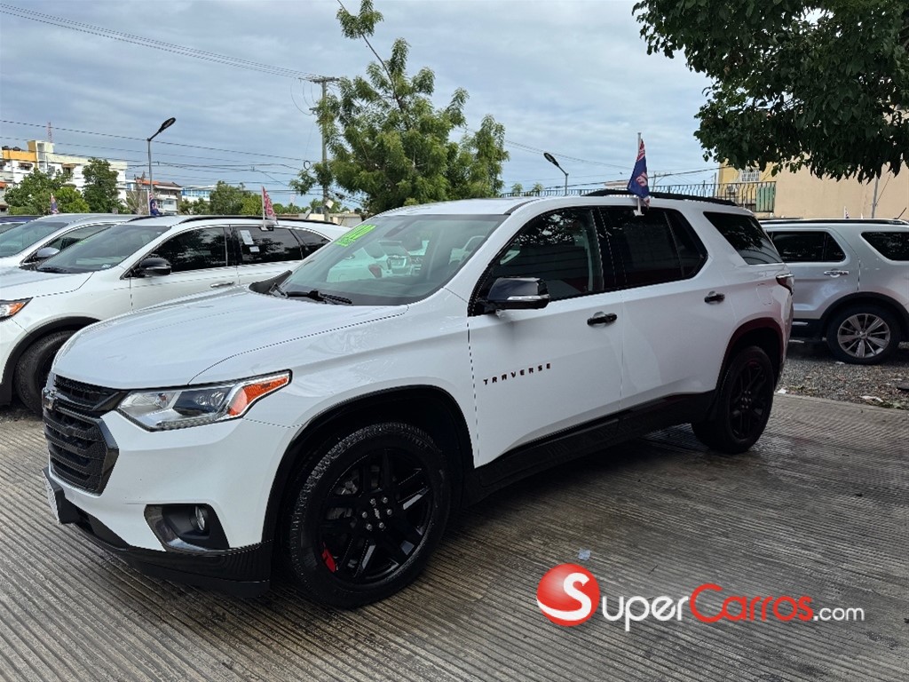 2020 Chevrolet Traverse Premier — foto 3 / 12