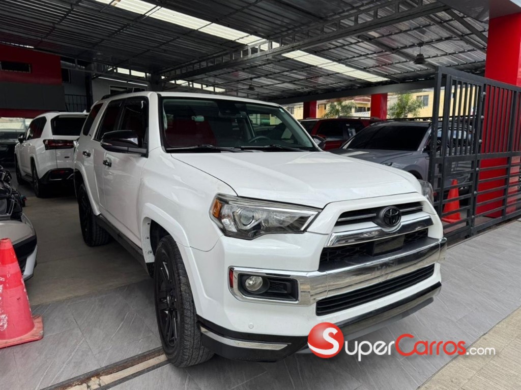 2020 Toyota 4 Runner Limited — foto 2 / 10