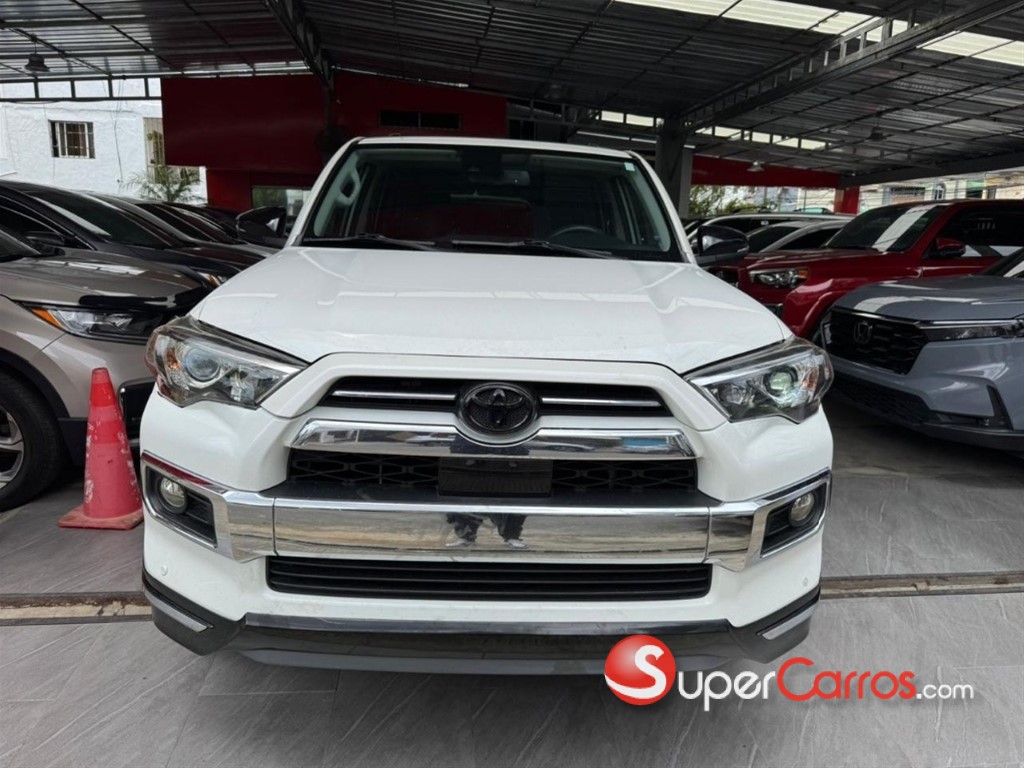 2020 Toyota 4 Runner Limited — foto 3 / 10
