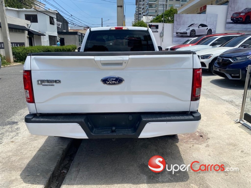 2016 Ford F 150 XL — foto 9 / 11