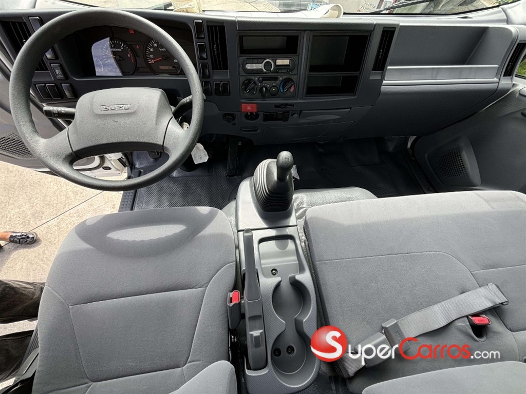2025 Isuzu NQR 16 Pies — foto 6 / 7