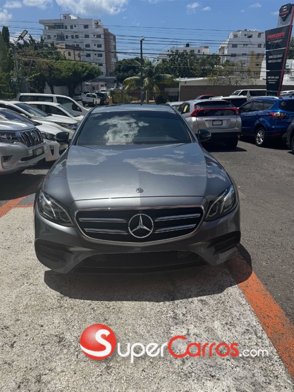 2019 Mercedes-Benz Clase E 300