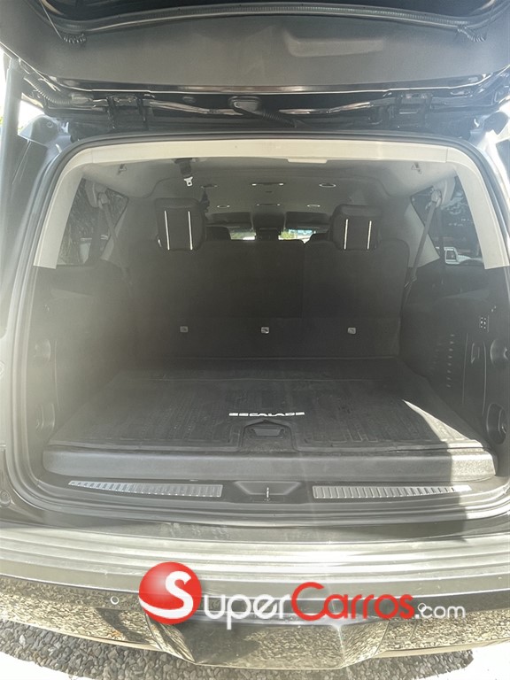 2019 Cadillac Escalade ESV — foto 8 / 12