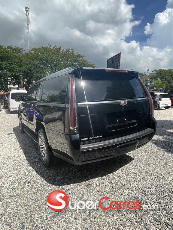 2019 Cadillac Escalade ESV — foto 9 / 12