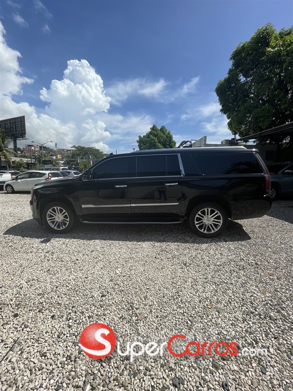 2019 Cadillac Escalade ESV — foto 10 / 12