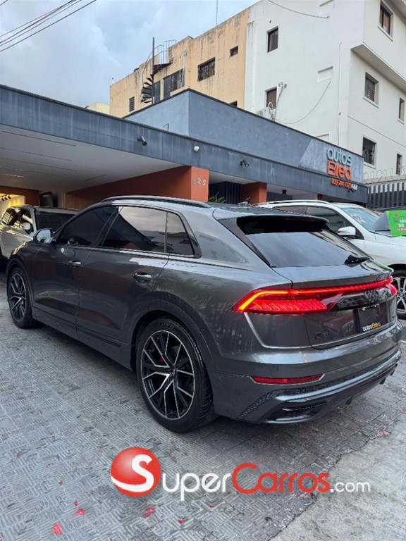 2019 Audi Q8 Premium Plus S-Line — foto 9 / 10