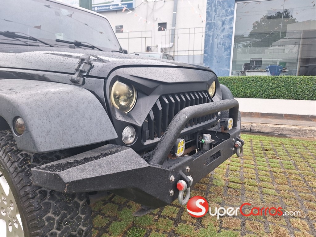 2017 Jeep Wrangler Unlimited Sport — foto 9 / 12
