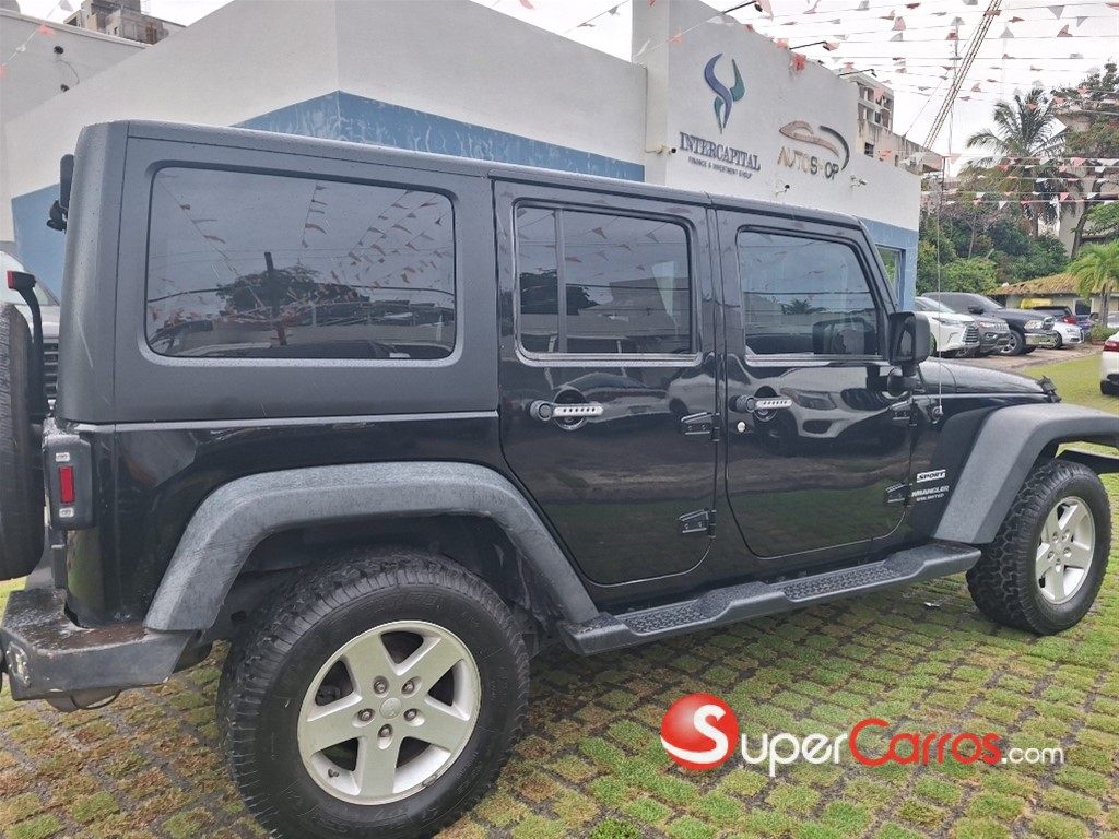 2017 Jeep Wrangler Unlimited Sport — foto 11 / 12