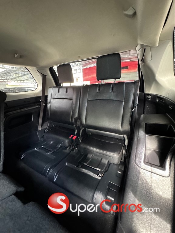 2019 Toyota 4 Runner — foto 8 / 11