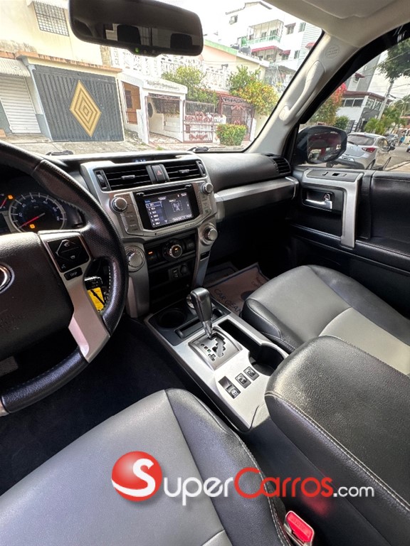 2019 Toyota 4 Runner — foto 10 / 11