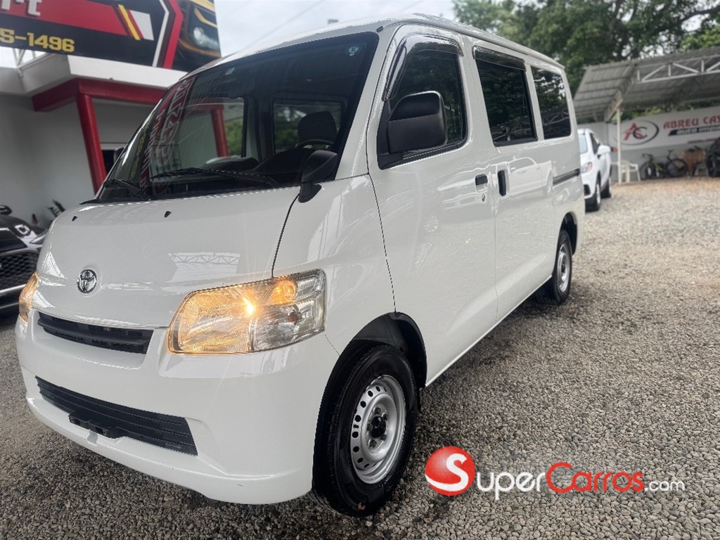 2019 Toyota Town-Ace