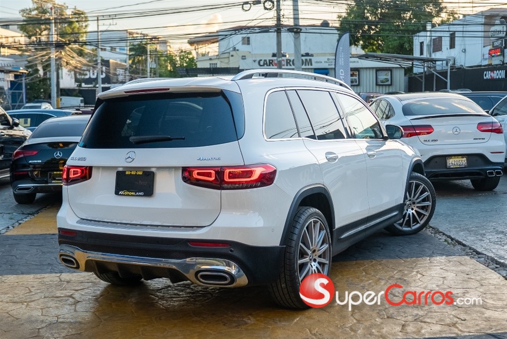 2021 Mercedes-Benz Clase GLB 250 AMG — foto 10 / 12