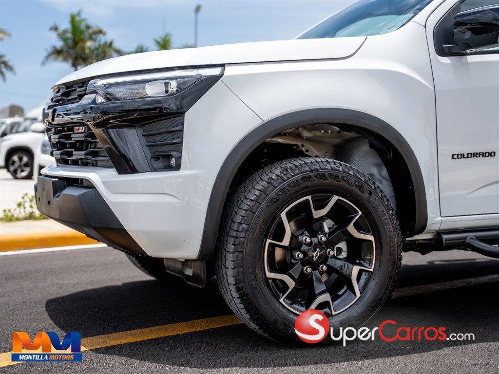2026 Chevrolet Colorado Z71 — foto 3 / 10