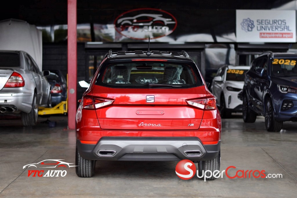 2025 Seat Arona FR — foto 4 / 12