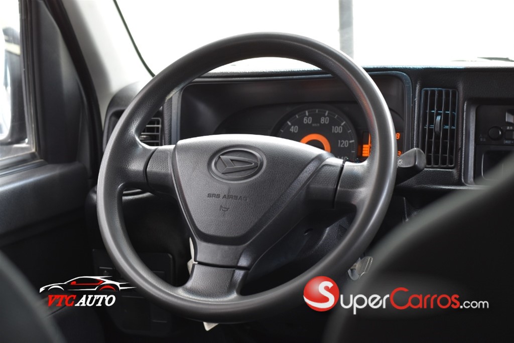 2019 Daihatsu Hijet — foto 6 / 12