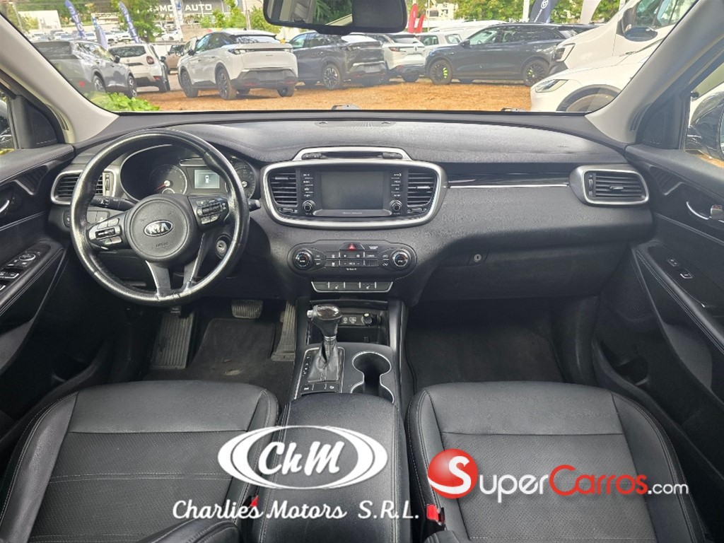 2017 Kia Sorento LX — foto 8 / 10