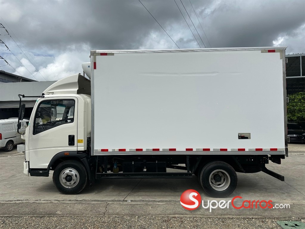 2025 Sinotruk Howo — foto 2 / 9