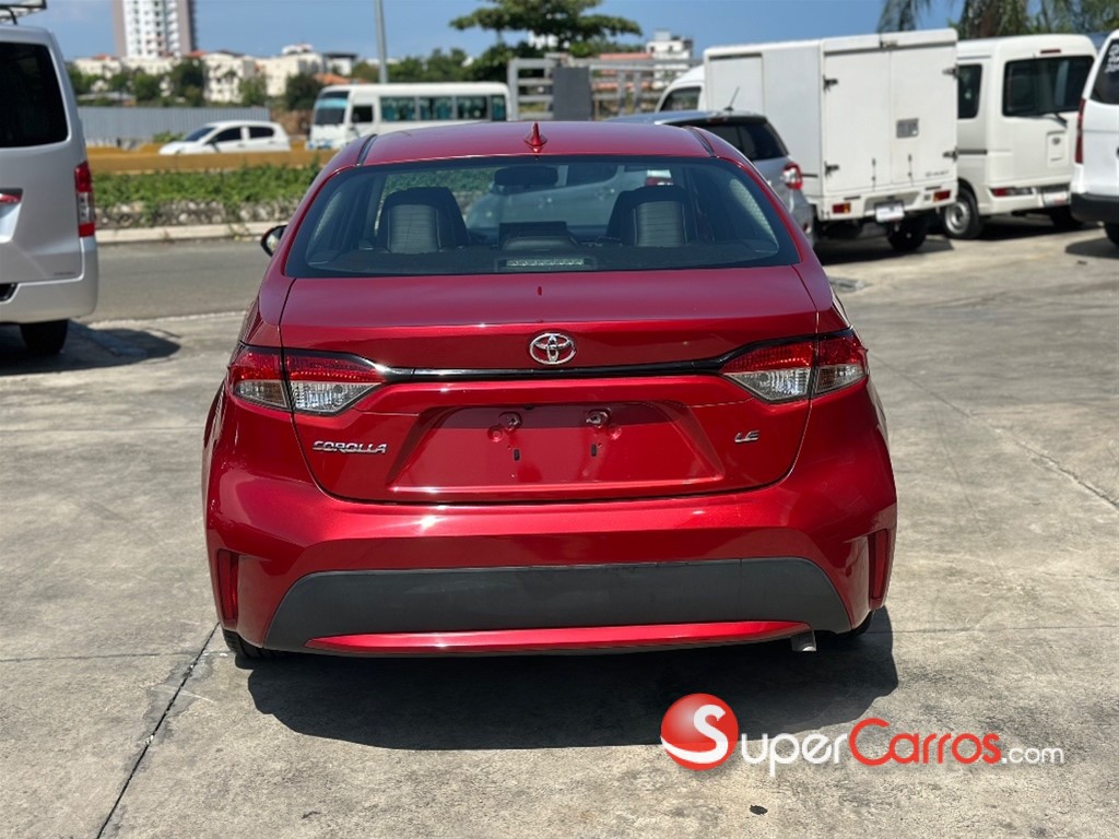 2021 Toyota Corolla LE Plus — foto 5 / 10