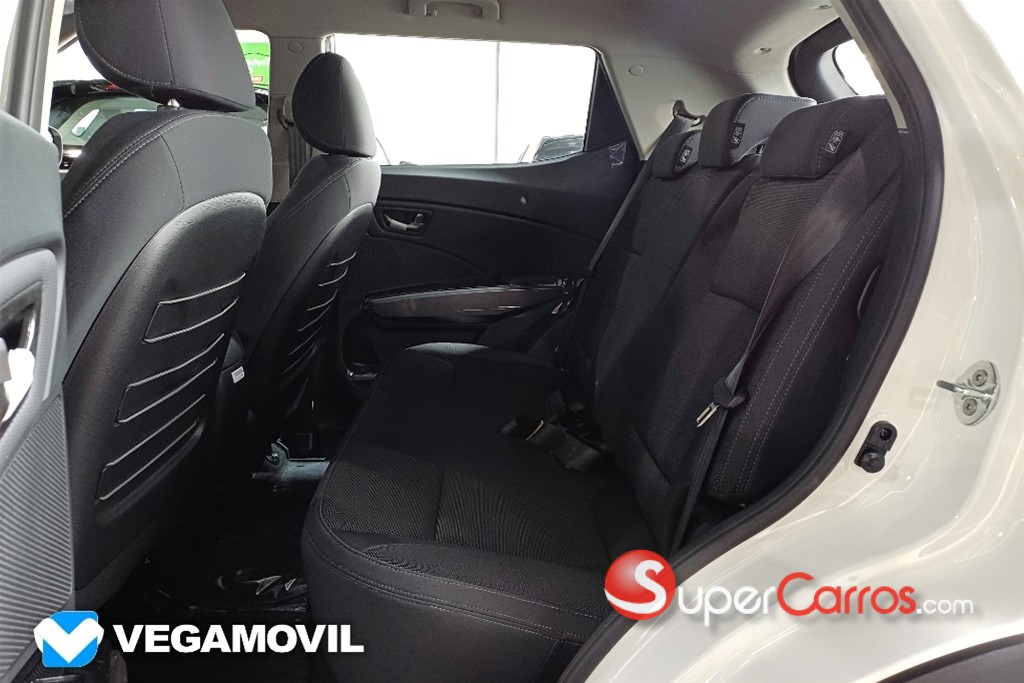 2026 KGM Tivoli ENTRY — foto 8 / 12