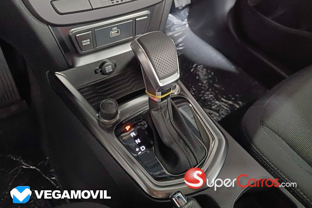 2026 KGM Tivoli ENTRY — foto 11 / 12