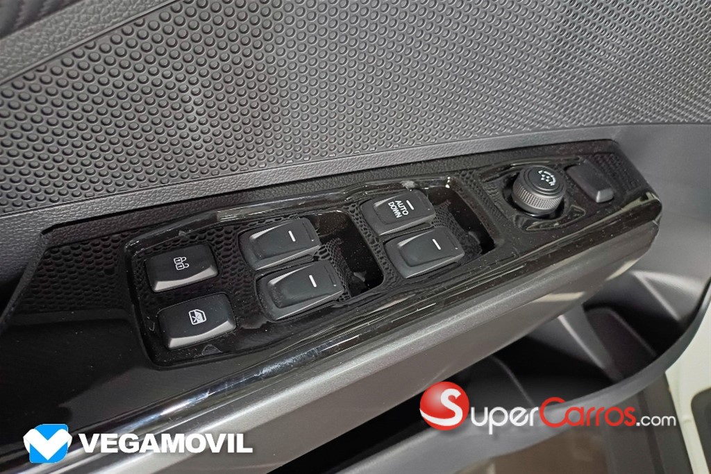 2026 KGM Tivoli ENTRY — foto 12 / 12