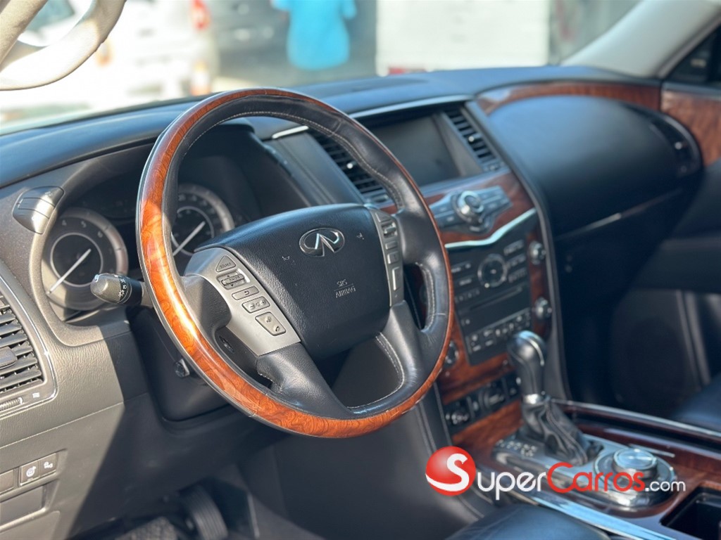 2016 Infiniti QX-80 — foto 7 / 11