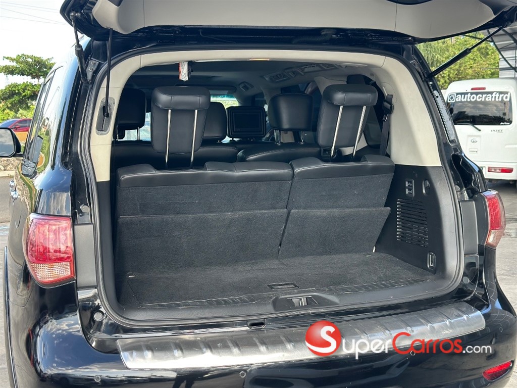 2016 Infiniti QX-80 — foto 10 / 11