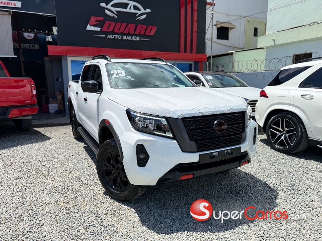 2025 Nissan Navara PRO X4