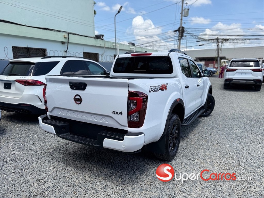 2025 Nissan Navara PRO X4 — foto 5 / 10