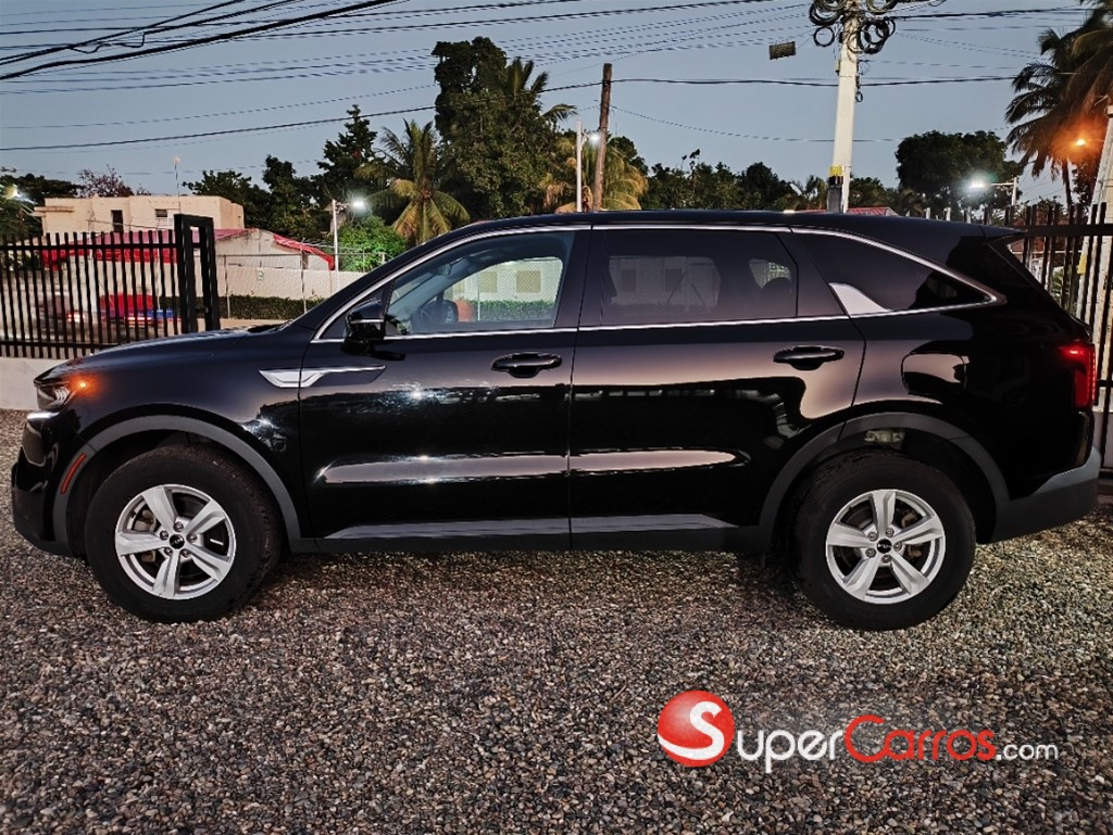 2022 Kia Sorento LX — foto 2 / 12