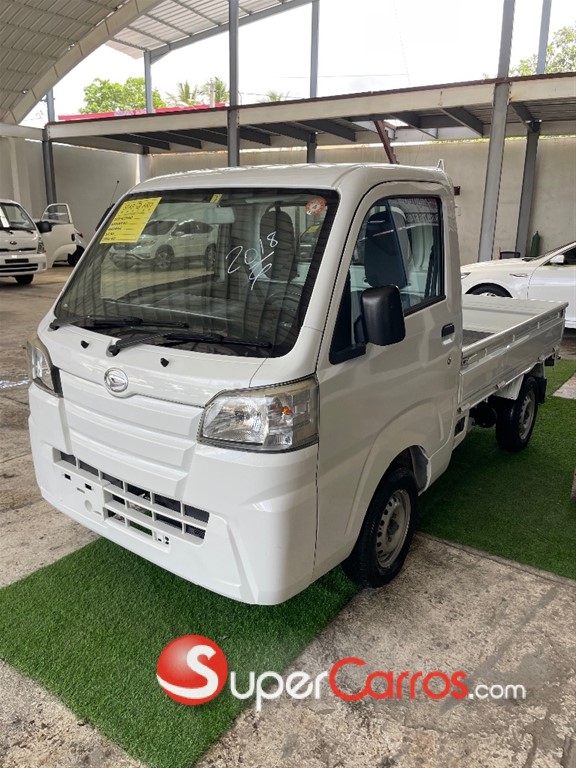 2018 Daihatsu Hijet — foto 3 / 9