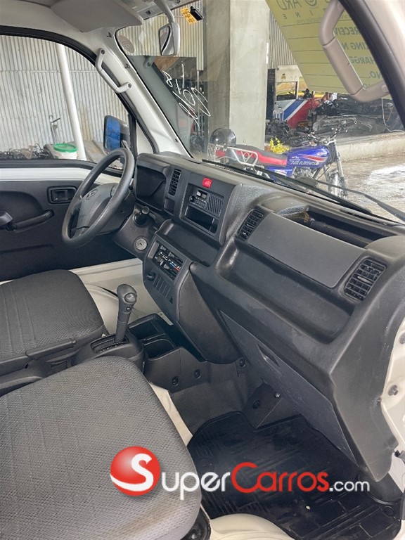 2018 Daihatsu Hijet — foto 8 / 9