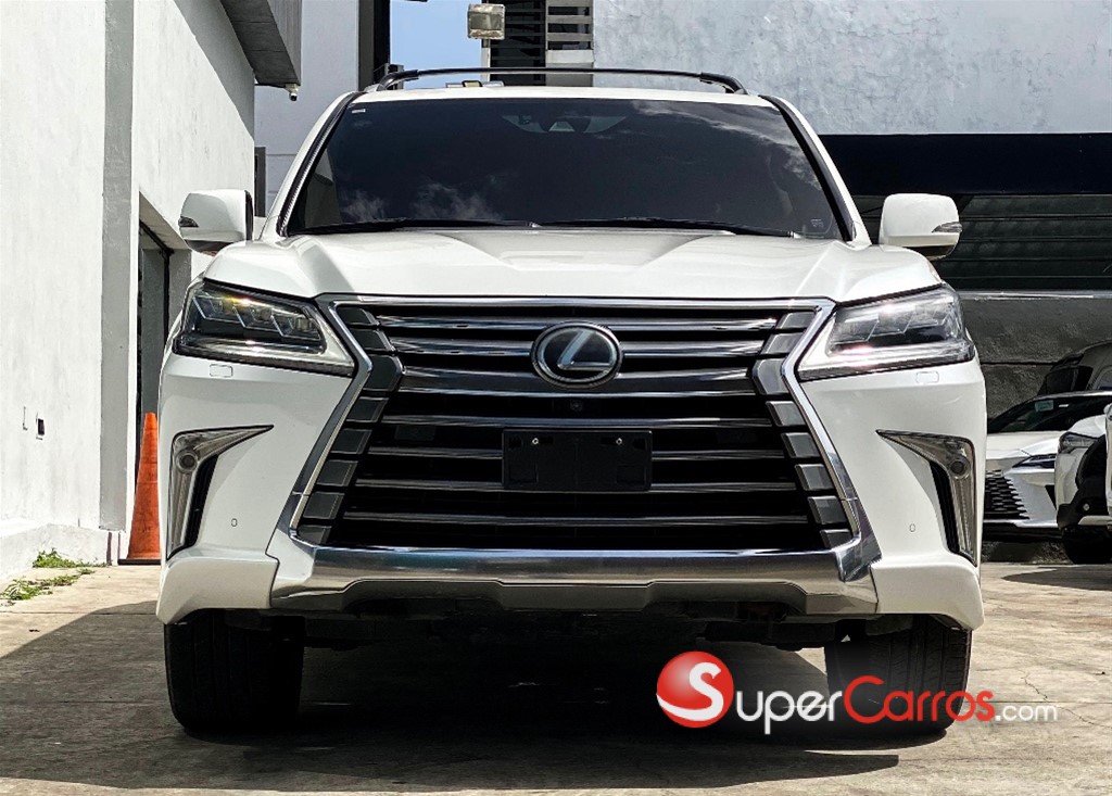 2017 Lexus LX 570 — foto 11 / 12