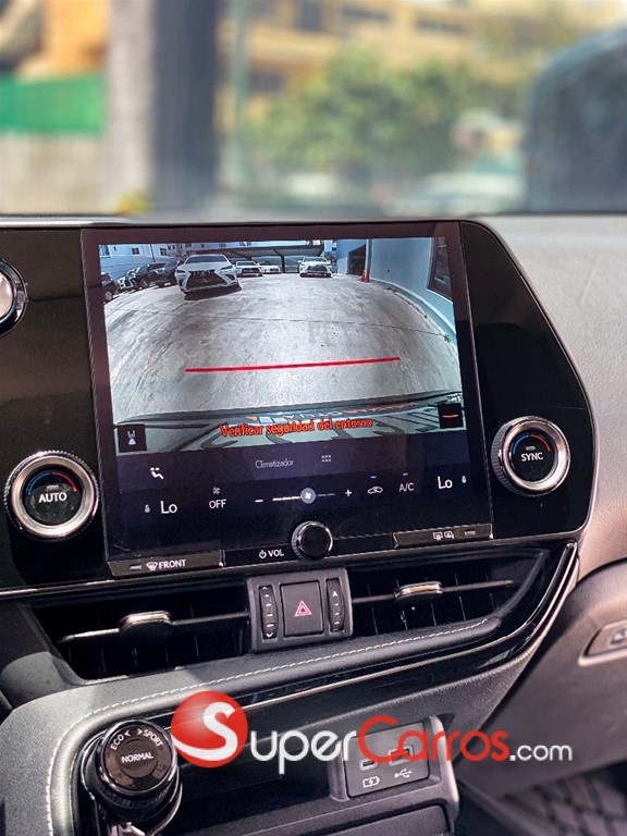 2023 Lexus NX 250 — foto 5 / 10